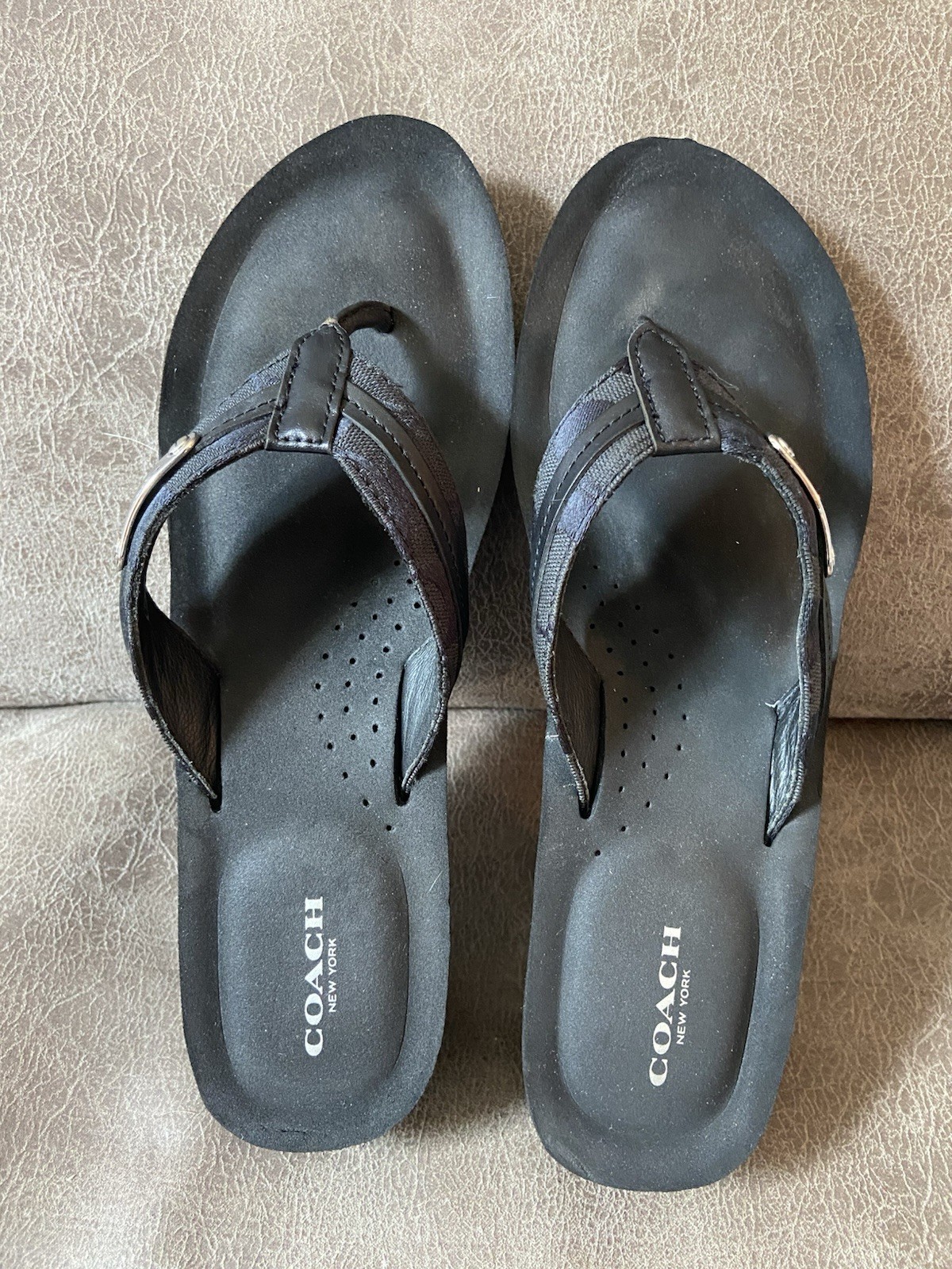 Coach Jaden Wedge Heel Cushioned Sandals Womens Size 10 B Flip Flop Black A4980