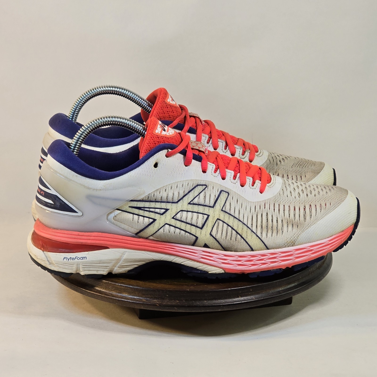 Asics Gel-Kayano 25 Women’s Size 8.5 Running Shoes Athletic Sneakers 1012A026