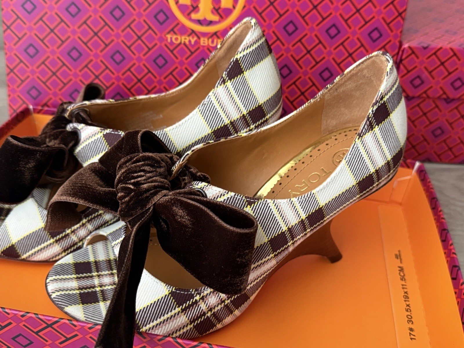 Tory Burch Women’s Brown/White Plaid Slip-On Peep Toe Bow Stiletto Pump Heels 9