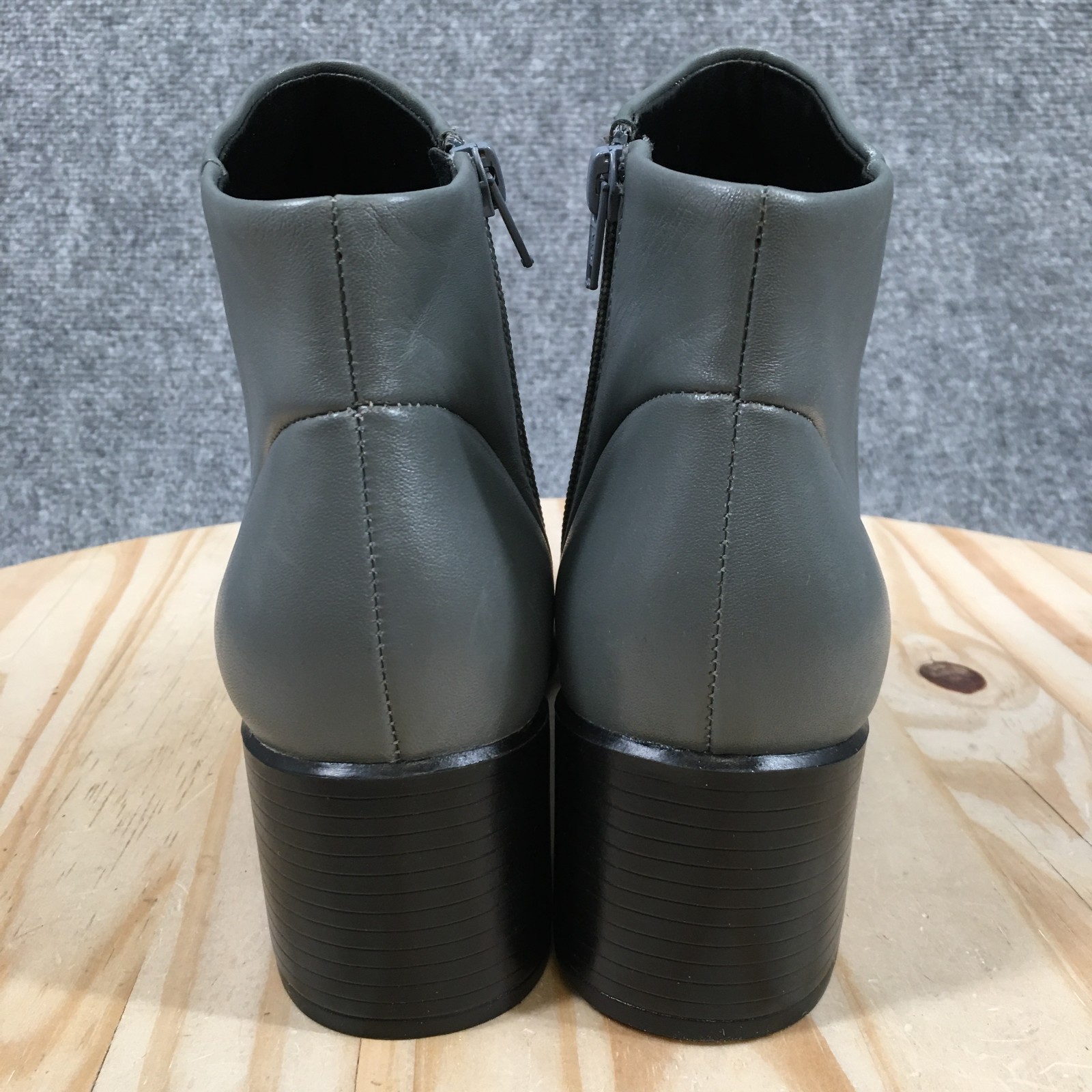 White Mountain Fairchild Boots Womens 8.5 M Ankle Bootie Block Leather Gray NEW