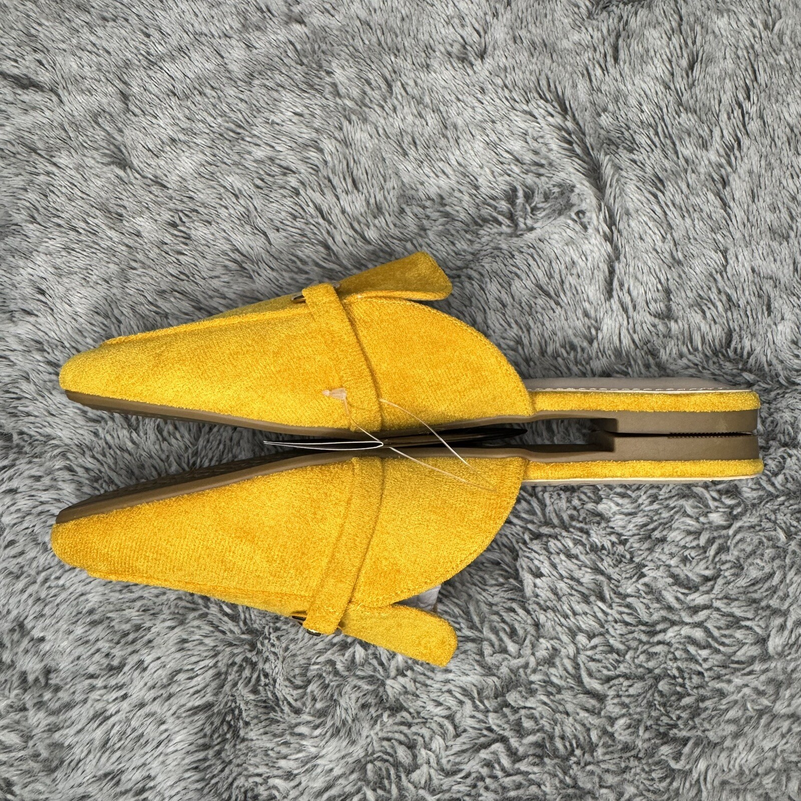 MUSSHOE Women’s Slip On Pointed Toe Comfort Flats Mules Backless Size 5 Yellow