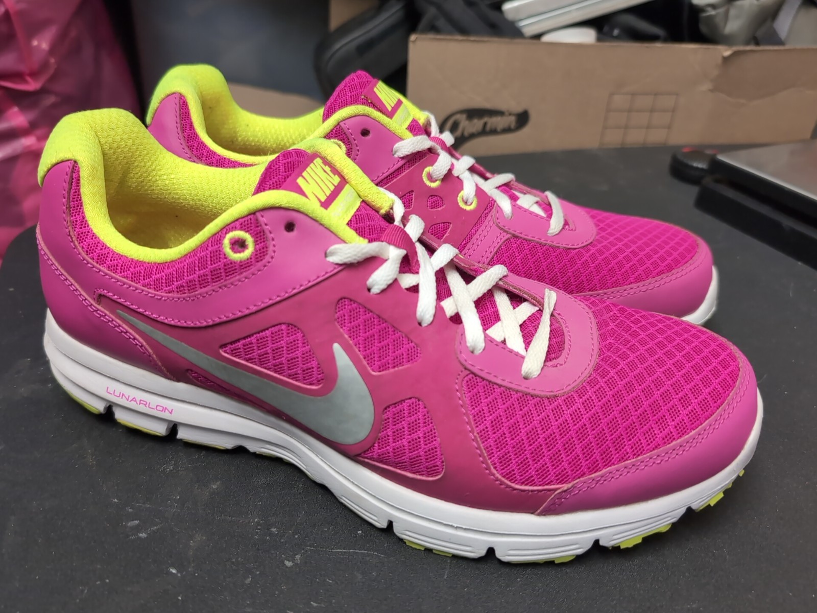 Nike Women’s Lunar Forever Lunarlon Neon Pink Athletic Shoes 488164-600 Size 10