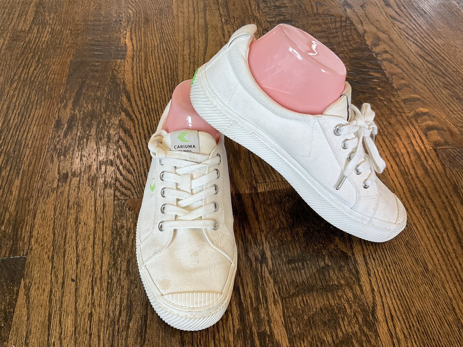 Cariuma Oca Low White Canvas Sneakers Shoes Comfort Lace Up Women 8.5 Men 7
