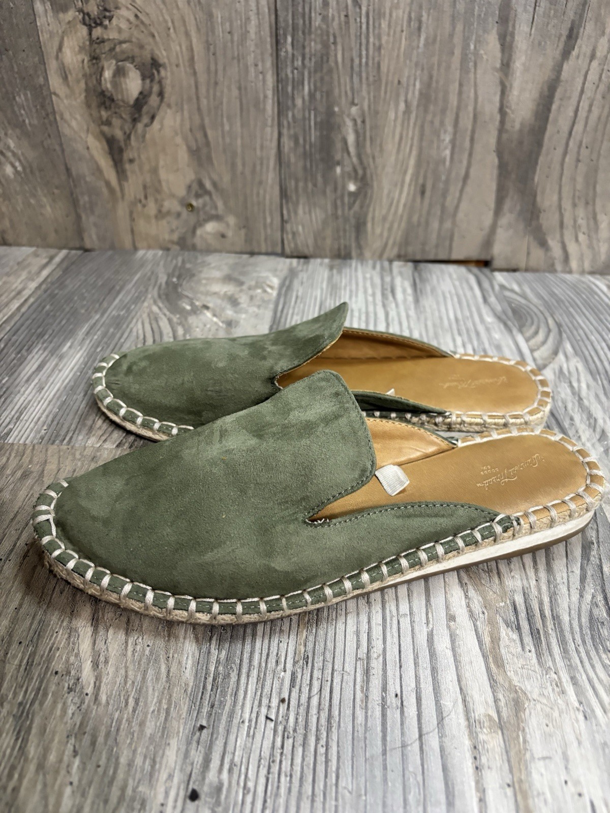Universal Thread Green Boho Faux Suede Mule Casual Women’s 8