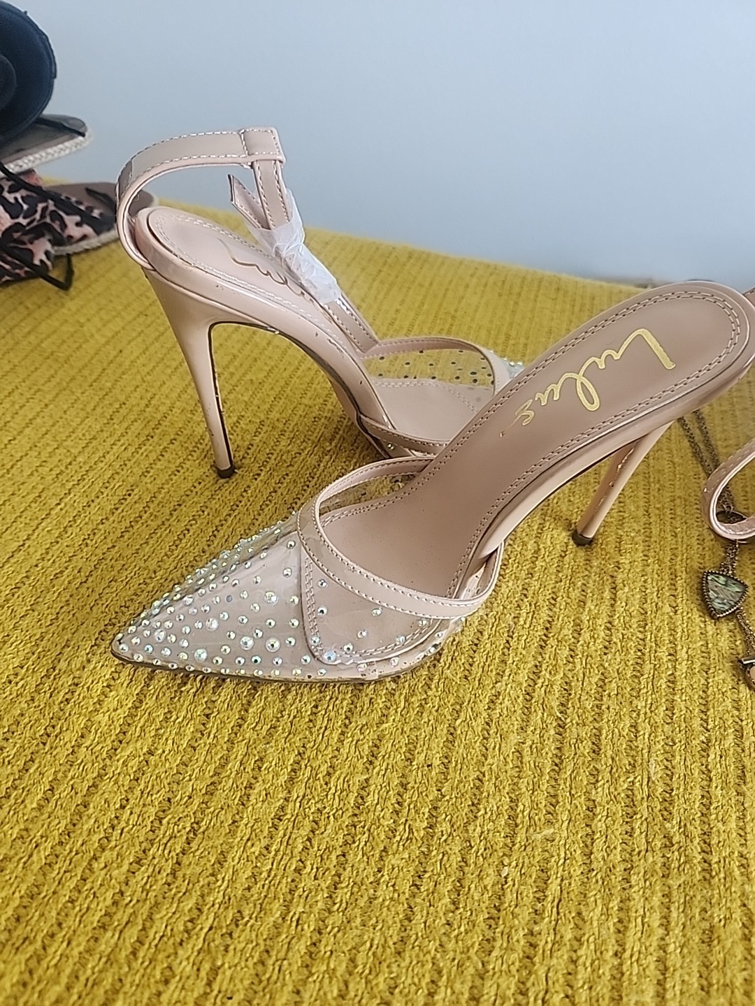NEW Lulus Ladies Nude Rhinestone High Heels Shoes Ankle Wrap Wedding Party Sz 6