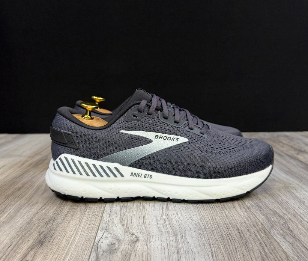Brooks Ariel GTS 24 Ebony Black Women Running Shoes Size 9 2E Wide 1204142E016