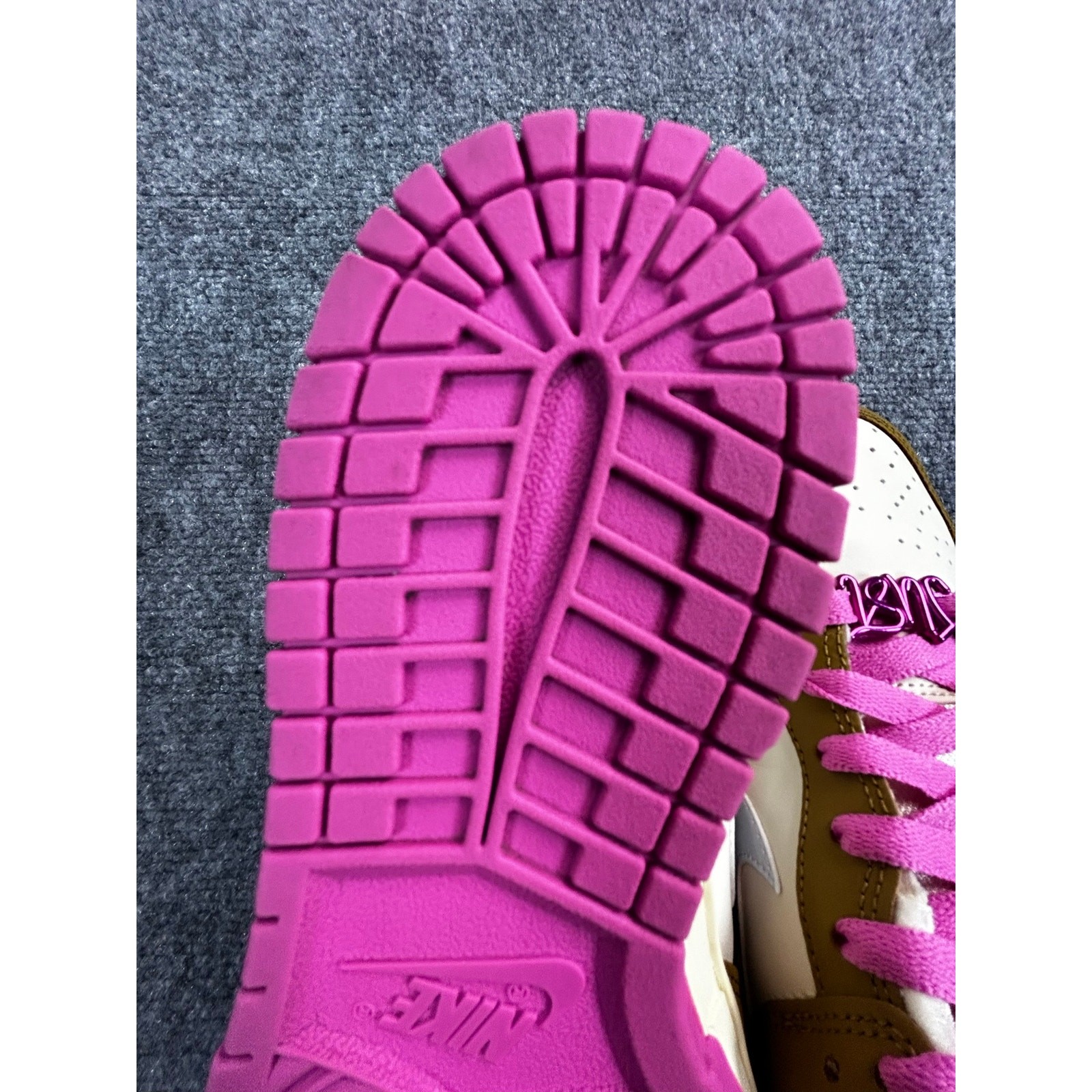 Nike Dunk Low SE Just Do It Bronzine Pink Women 8.5 Men 7 FD8683-700 Box