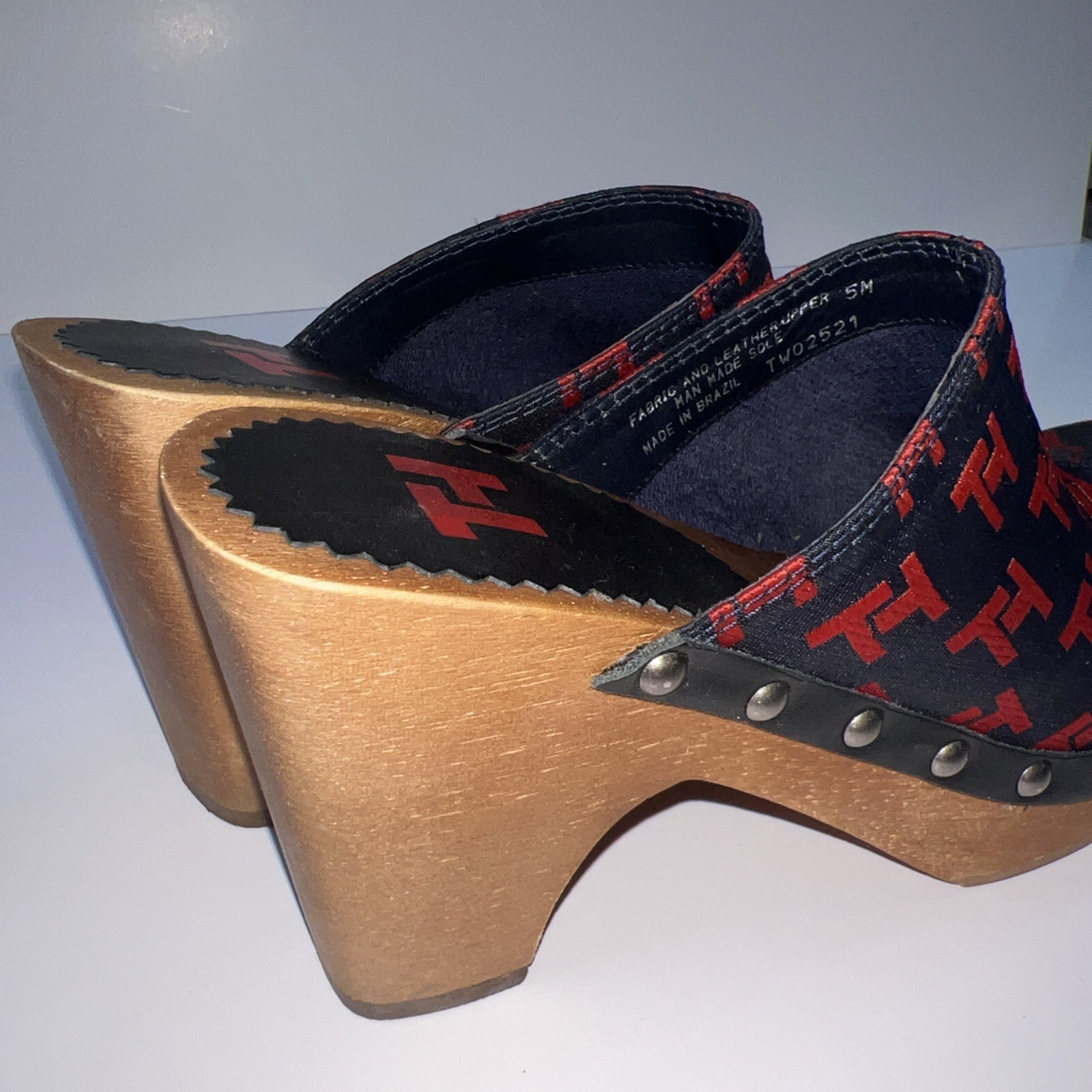 Vintage Tommy Hilfiger TH Monogram Canvas Wood Clog Mules Y2K Womens 5M Brazil