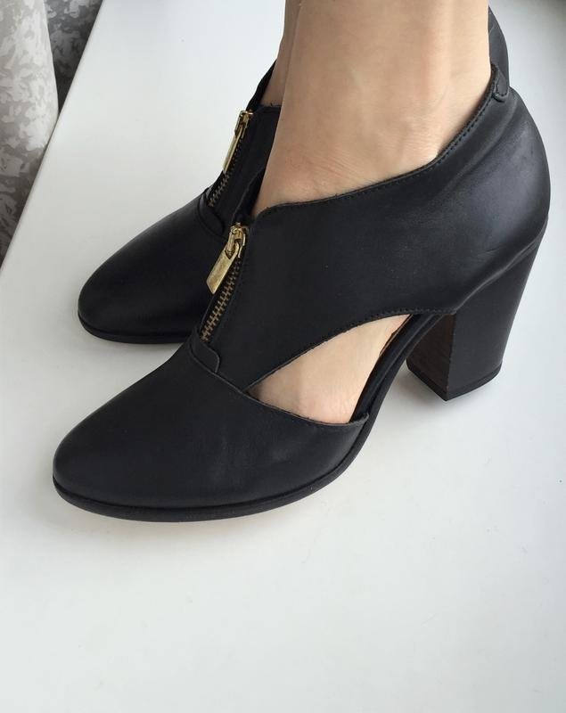 Women navy boot heels black leather 39 #B9F2