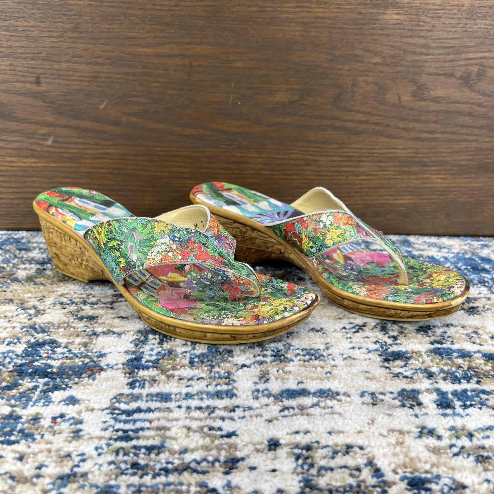 ICON Wearable Art Women Dancing Leather Wedge Sandals Womens Sz 6M