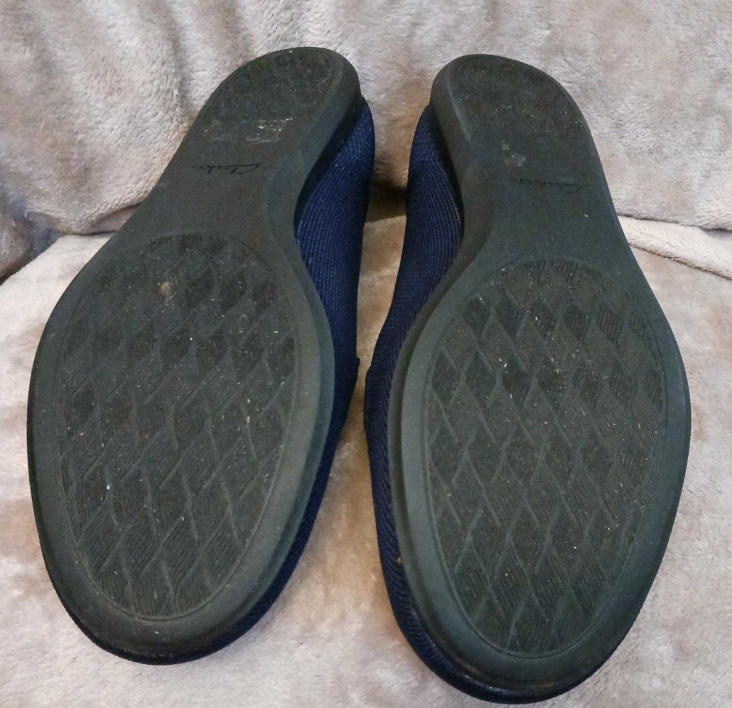 Clarks Womens Shoes Size 12W Wide Blue Loafers Slip On Memory Foam Cushion Soft