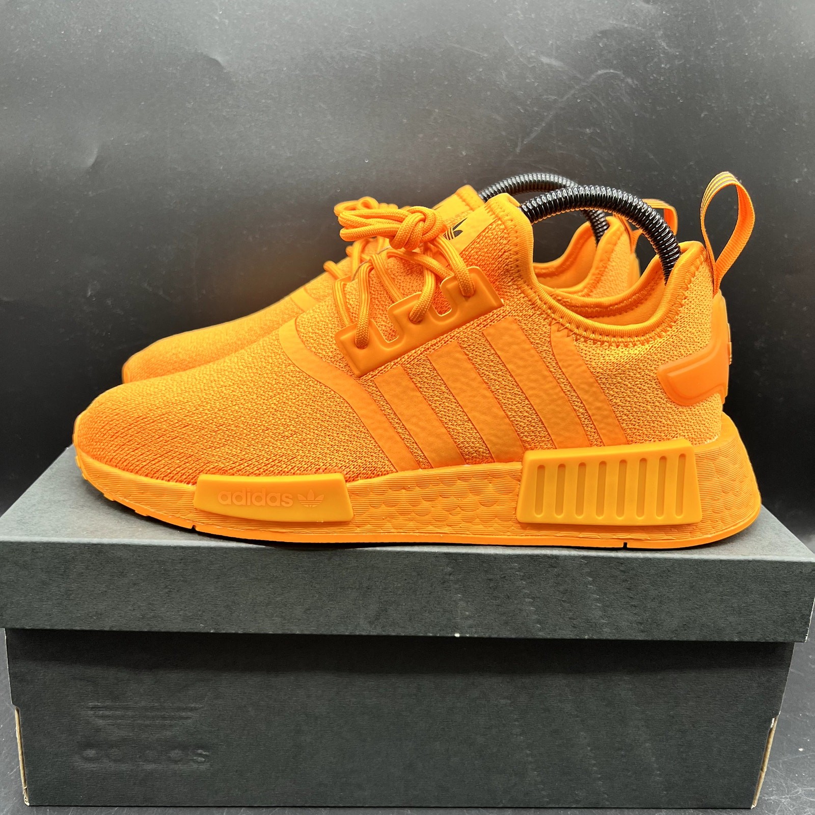 NEW Adidas NMD R1 Women’s Shoes Size 6.5 Bright Orange Sneakers Athletic GV9439