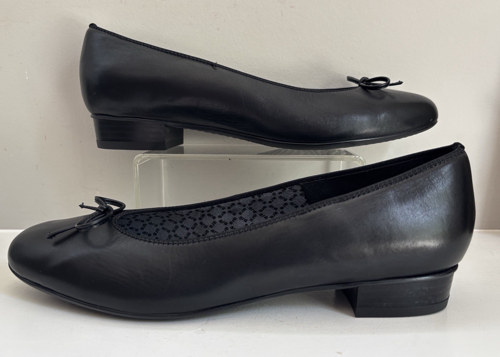 NWOB ara Belinda Grey Taupe Leather Ballet Flat Bow #8 Career Flat Slip On $185