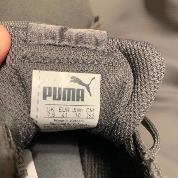 Puma Smash v2 Sneakers Women’s Size 10 Grey Good Suede SoftFoam+Low Top Shoes