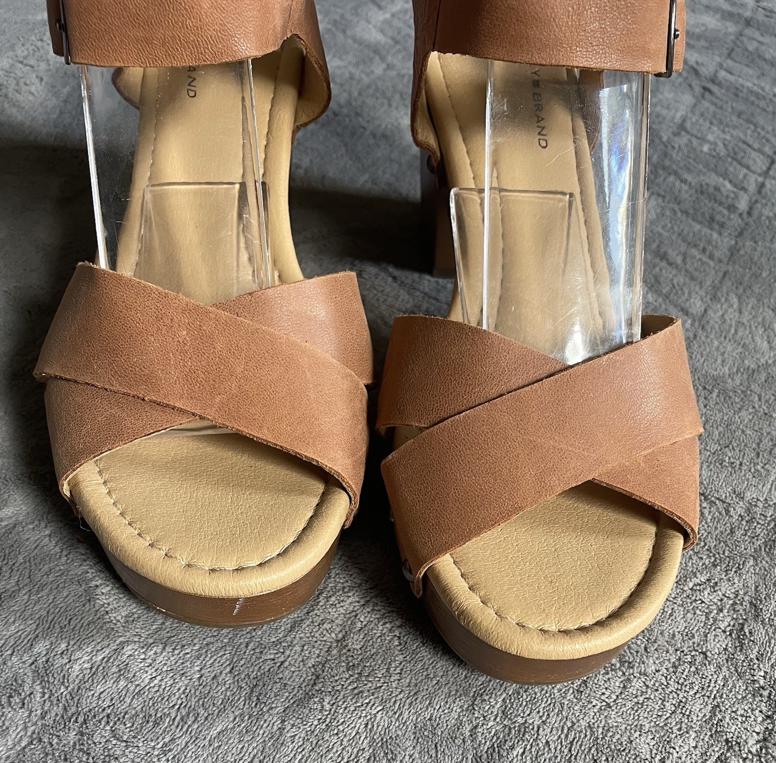Lucky Brand Haidlee Block Heel Sandals Womens Size 9M Leather 3.25” Heel Latte