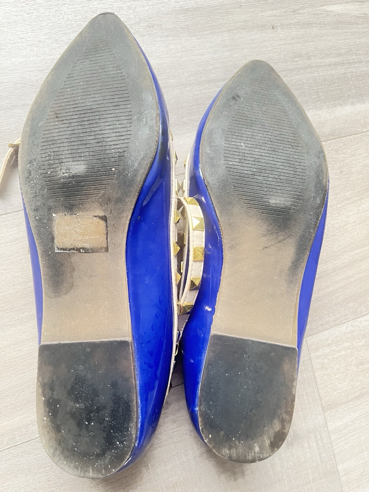 Wild Diva Lounge Blue Studded Pointed Toe T-Strap Buckle Flats 8.5 M