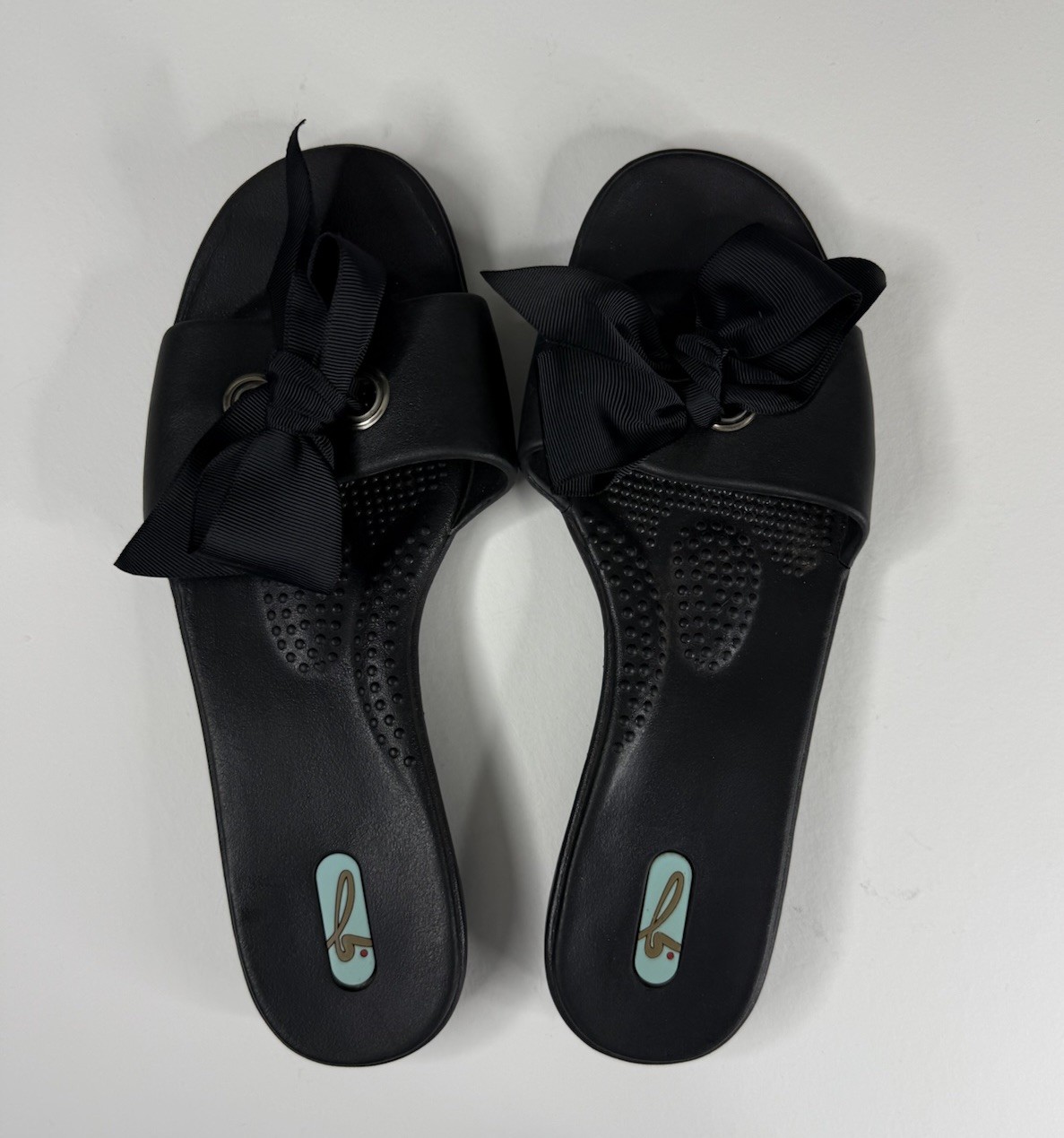 Oka B Okabashi Women’s Black Bow Sandals Slides Flip Flops Size M L (US8.5-9.5)