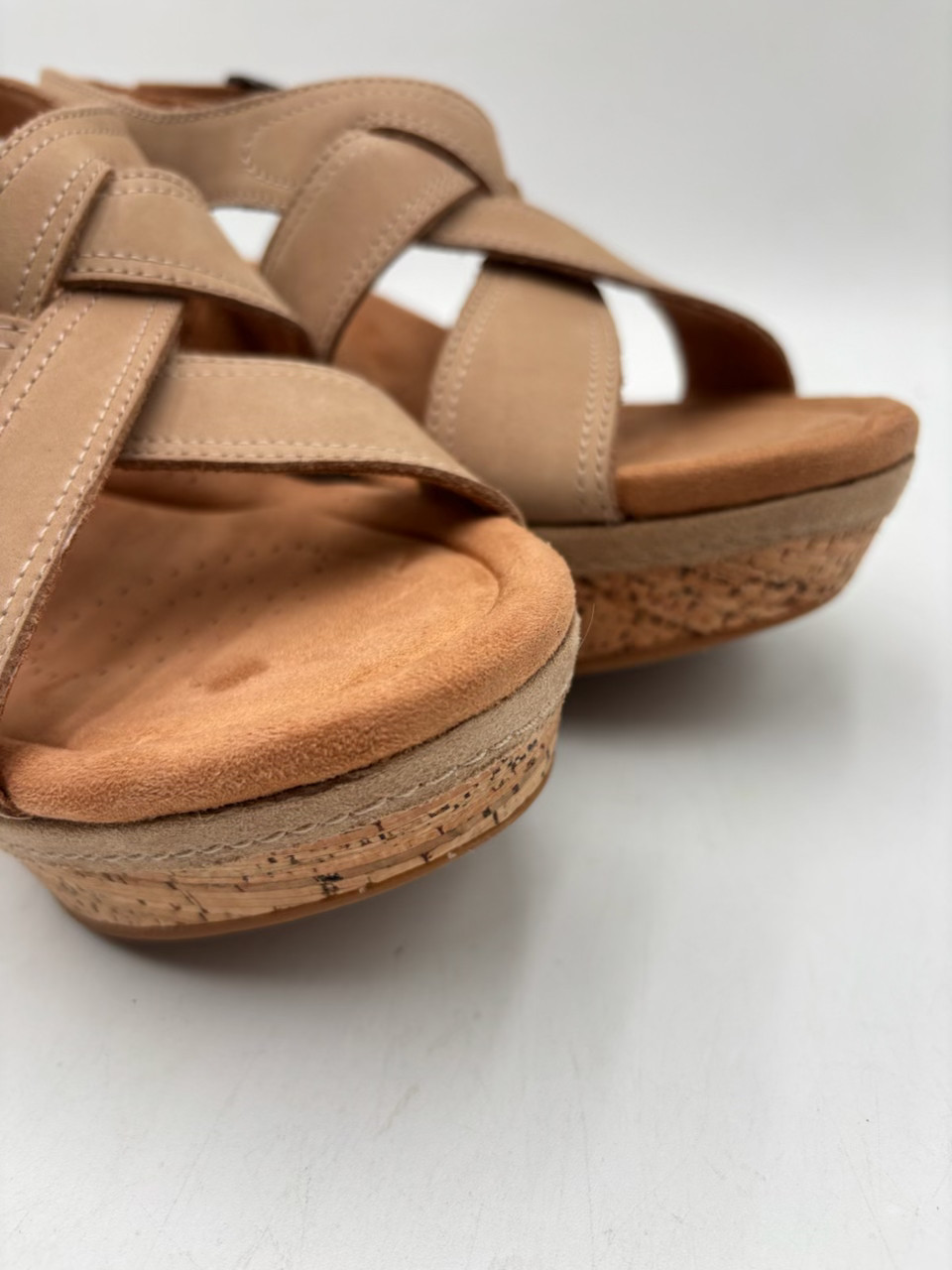 Clarks ELLERI RAE NOUGAT Women’s NEW Platform Wedge Sandals Beige Multiple Sizes