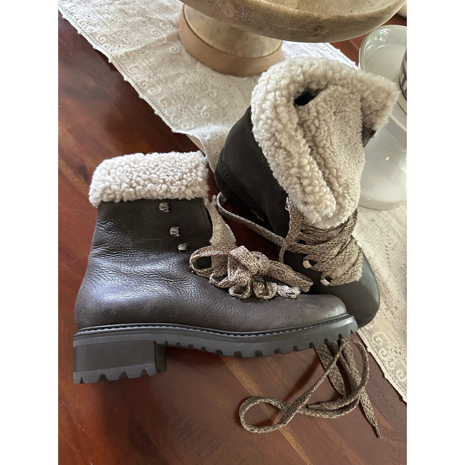 Barney’s New York Leather Shearling Lined Fur Boots Brown Italy combat new sz 38