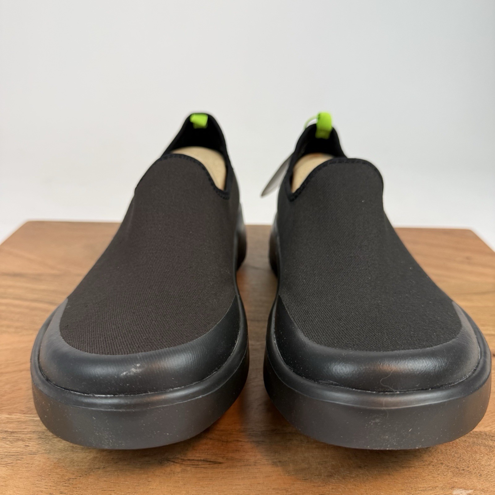 New Womens Oofos Oomg Eezee Black Athletic Low Recovery Pull On Shoes Size 10
