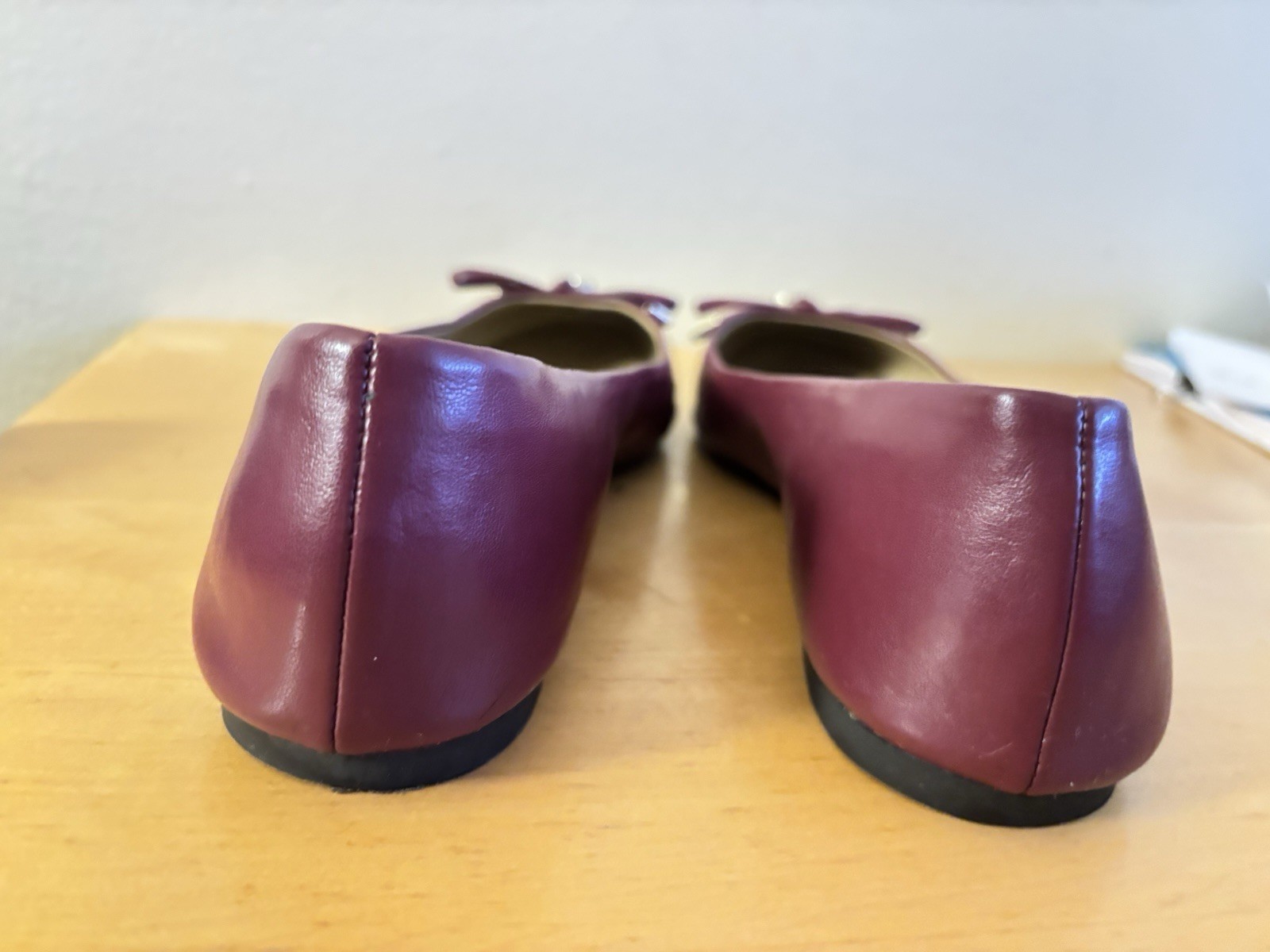 Michael Kors Burgundy Leather Ballet Flats Bow Logo Charm Round Toe Slip On 10