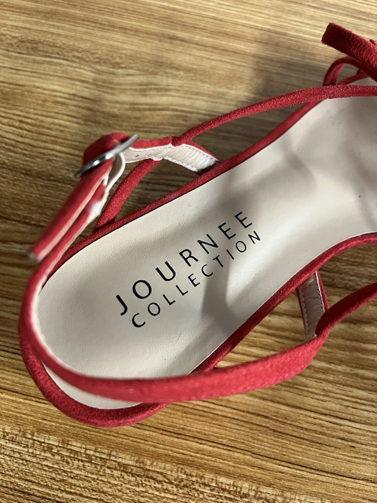 Journee Collection Women’s Amity Sling Back Strap Block Sandals Red Size 8.5 EUC