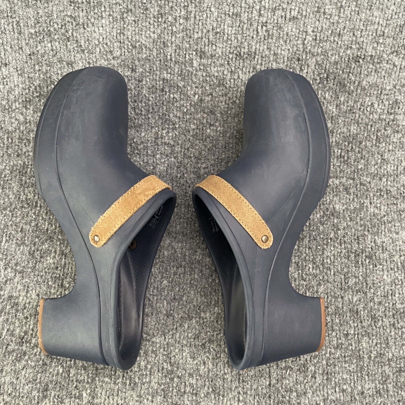 Crocs Sarah Dual Comfort Clogs Womens Sz 8 Navy Blue Croslite Mules