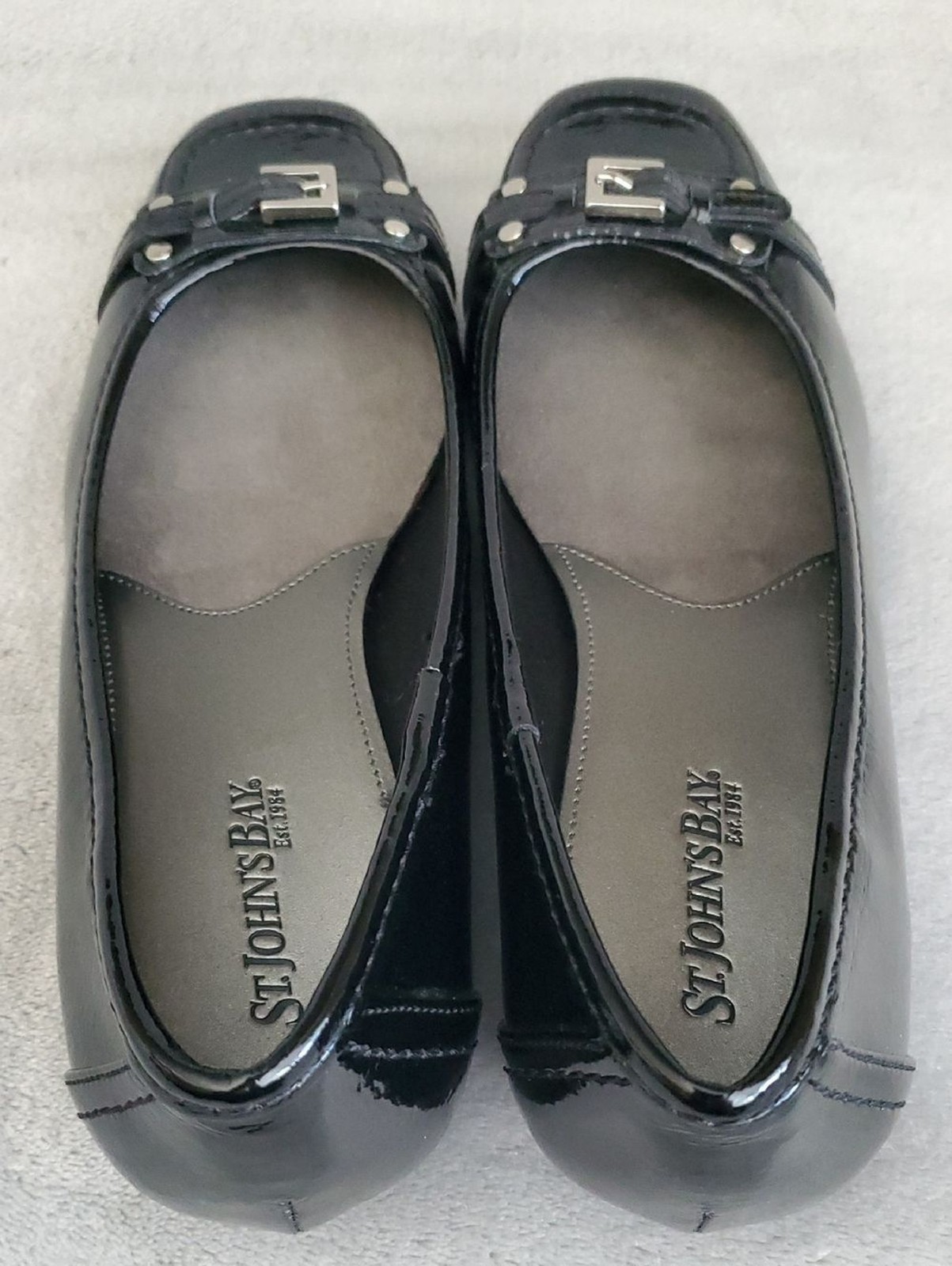 ST. JOHN’S BAY Black Faux Patent Leather Buckle Accent Loafers WOMEN’S SIZE: 7M