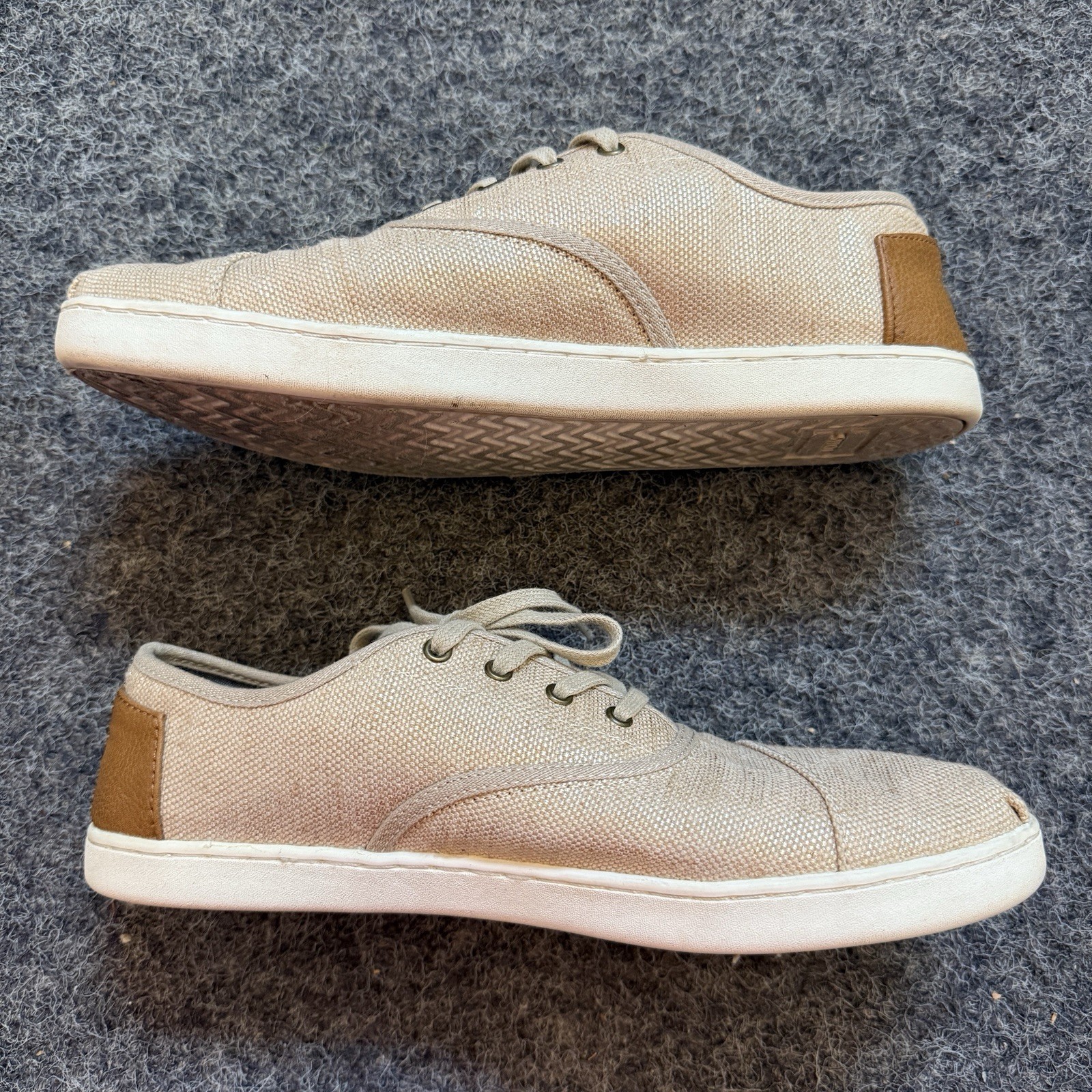 TOMS Del Rey Casual Sneaker Tan w Gold Sheen Leather Heels Women’s Sz 9