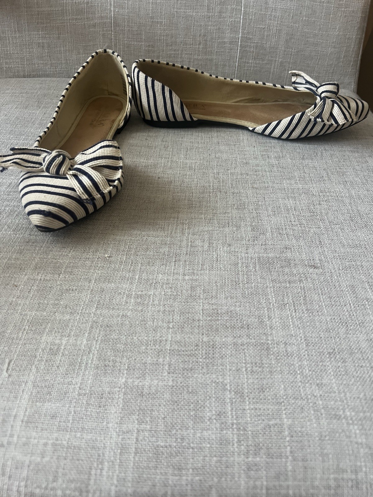 Serra Women’s Blue/White Striped Bow Slip-On Pointed Toe Flats Memory Foam US 9