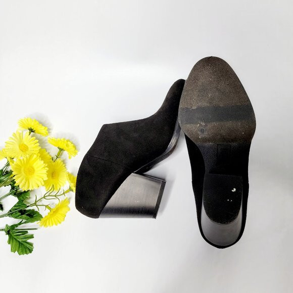 Boots Size 9 Faux Suede Booties