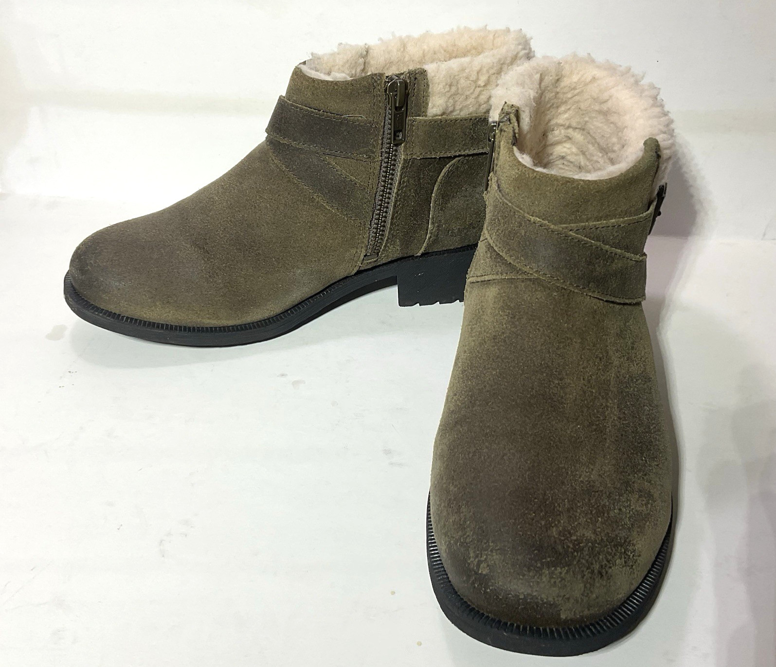 UGG Benson II Suede Shearling Lined Ankle Boots Buckle Brown Womens 7 US