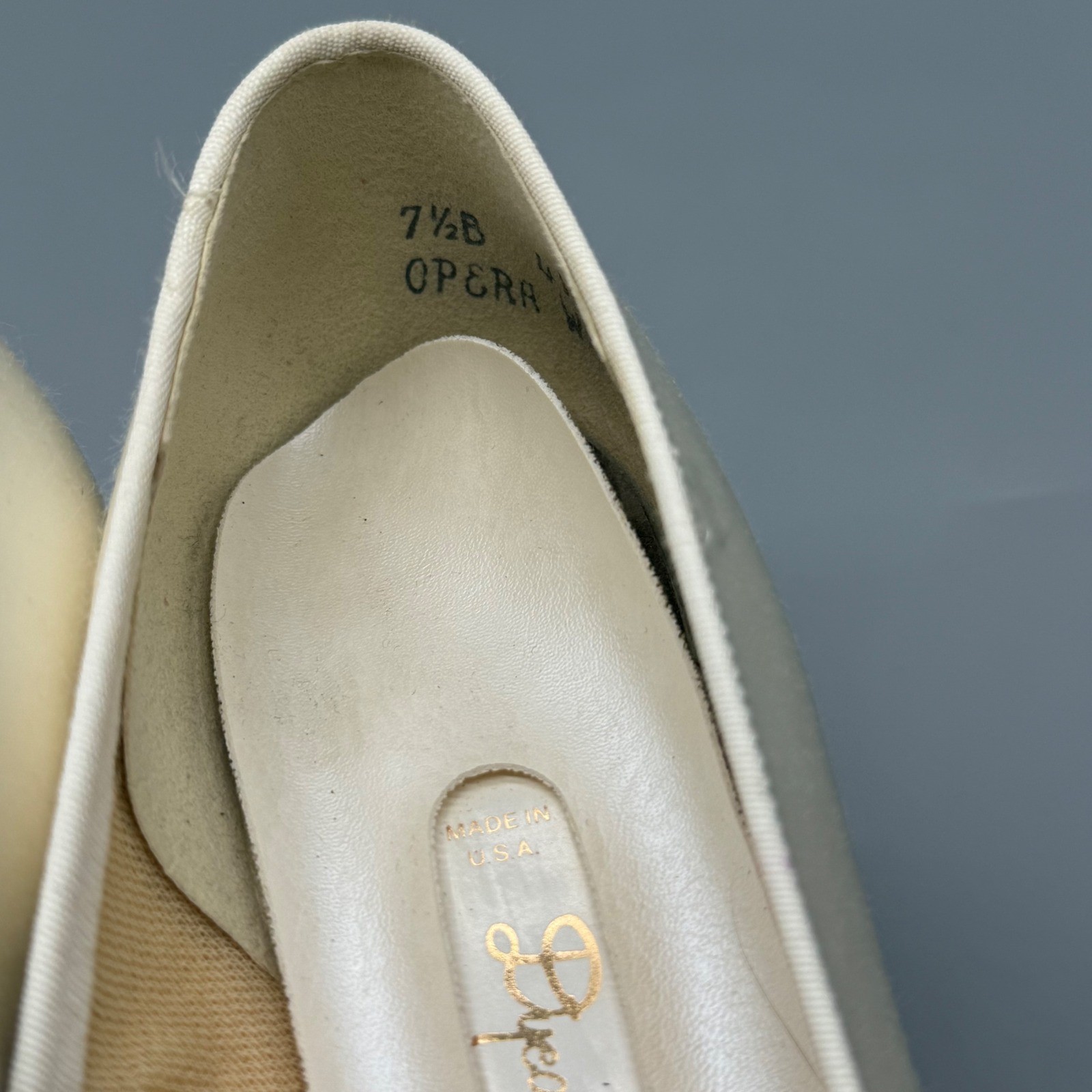 Vintage Dyeables Ivory Satin Kitten Heels Lace Sequin Floral Bridal Pumps 7.5B