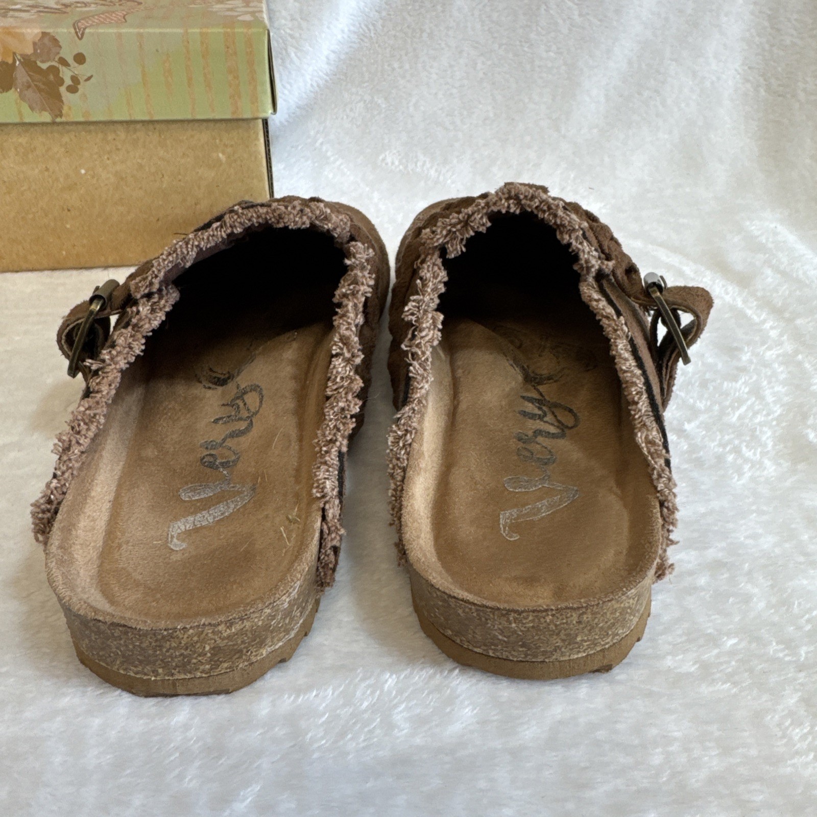 Very G Iris Tan Suede Braided Buckle Clog Mule Shoes Size 6