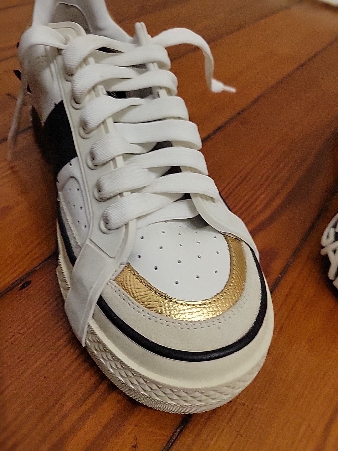 Dolce Gabbana Custom 2.zero Low Top White Gold Street Style Luxury Sneaker 38.5