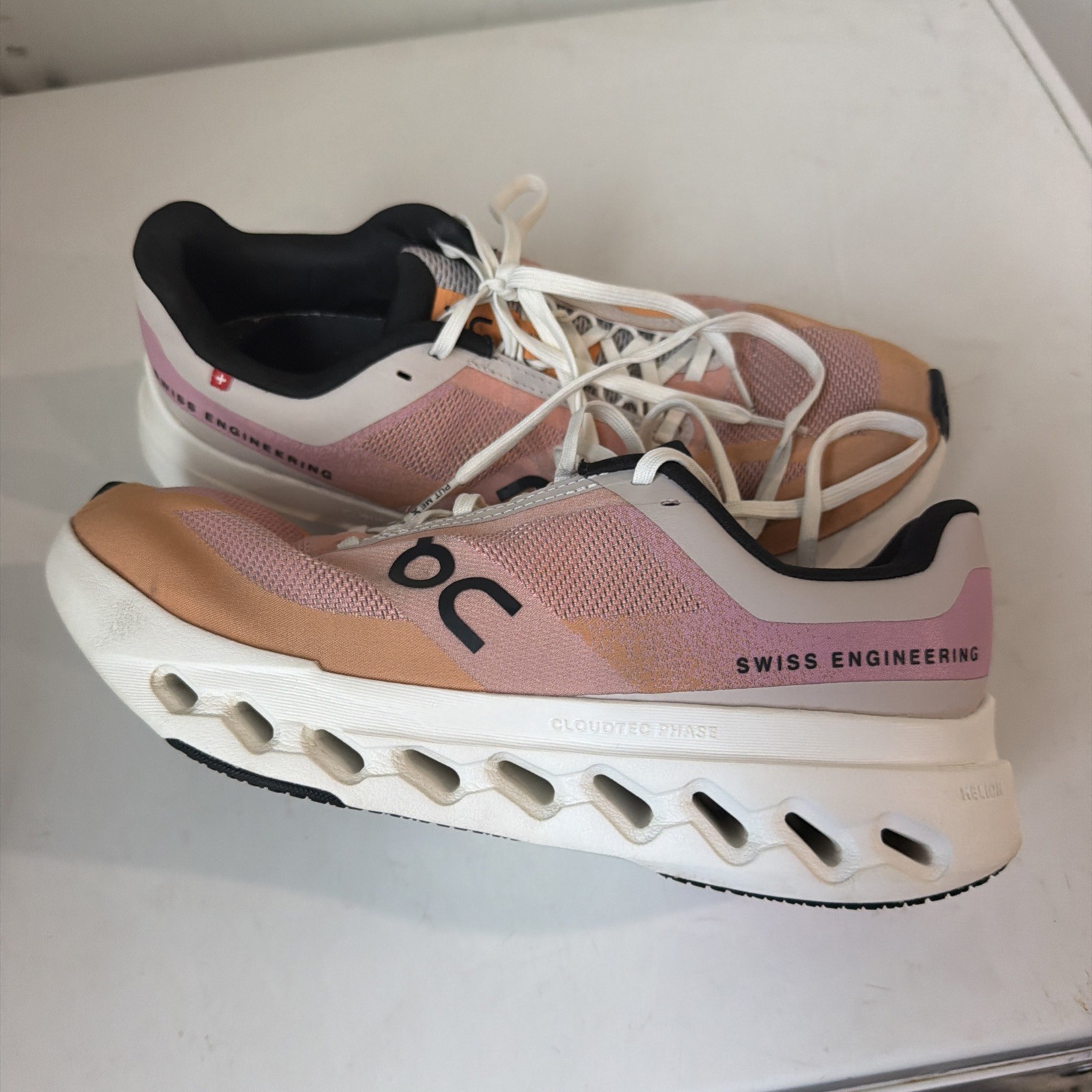 ON Cloudsurfer Next Tangerine Ivory 3WE30053126 Women’s Shoes Size 8,5
