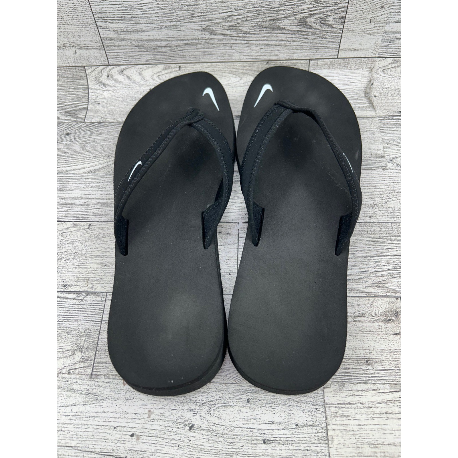 Nike On Deck Womens Flip Flops Black White 314870-011 Size 7 Sandals Thong Shoes