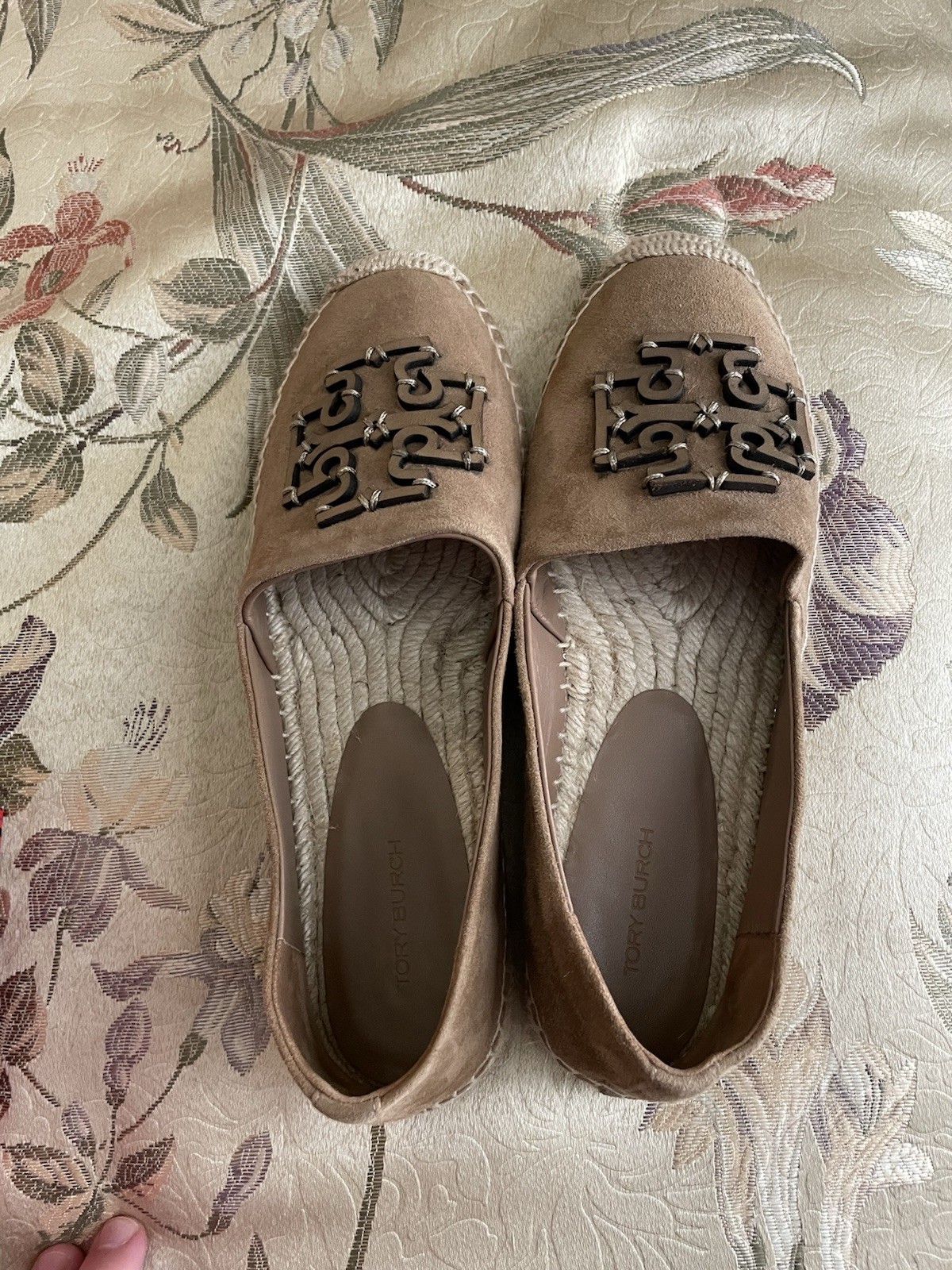 Tory Burch Ines Embellished Suede Espadrilles Tan Crystal Logo Flats Size 6.5