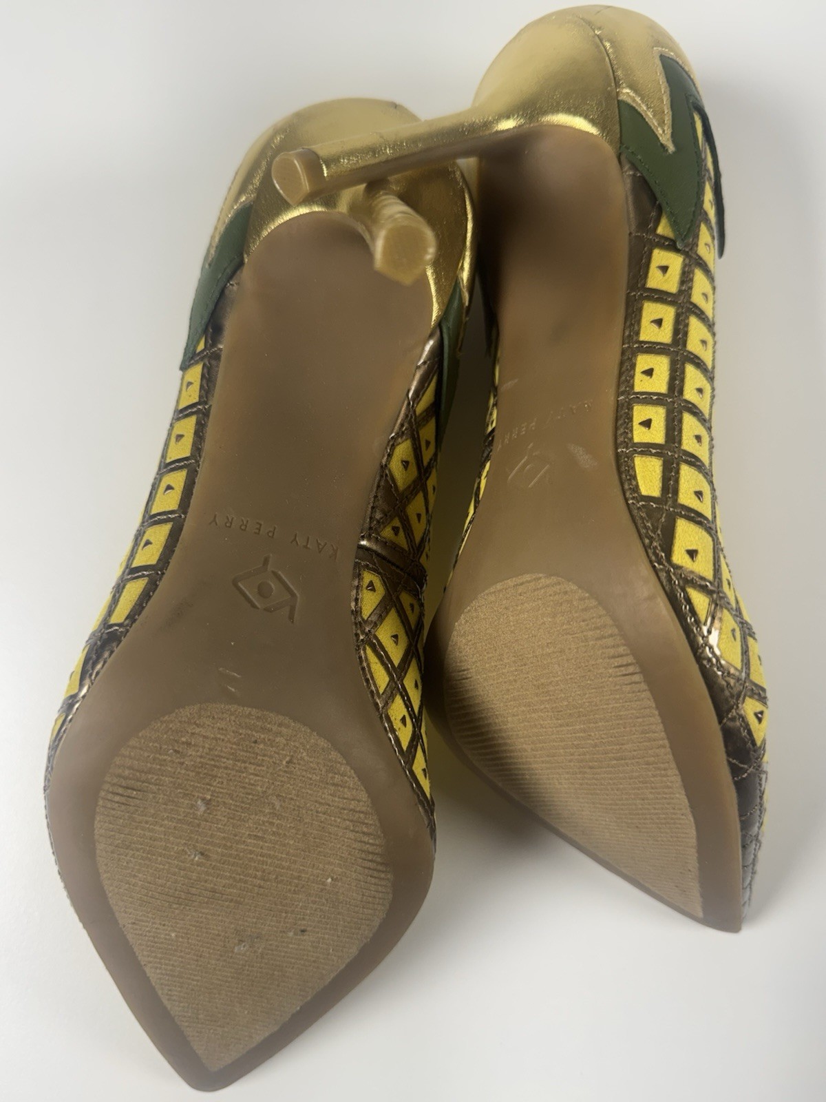 Katy Perry Yellow Gold Green Geometric Metallic Pointed Toe Pumps Women’s US 8