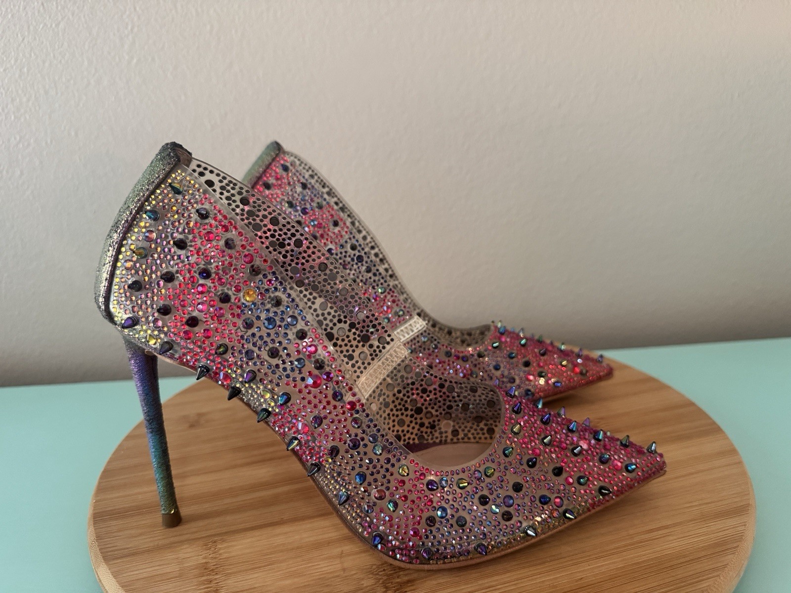 Steve Madden Vala Spike Studded Holographic Rainbow Pointed Toe Stiletto Pumps 8