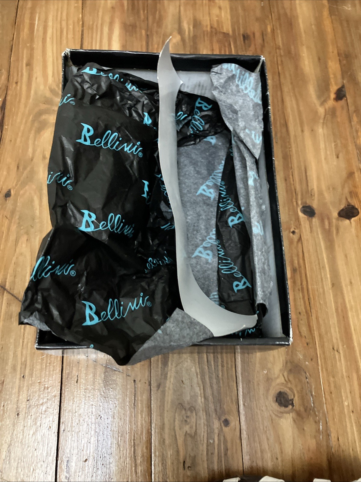 New Women’s Bellini Trance White Size 8.5 W 21130-20 New Box Is Missing Lid