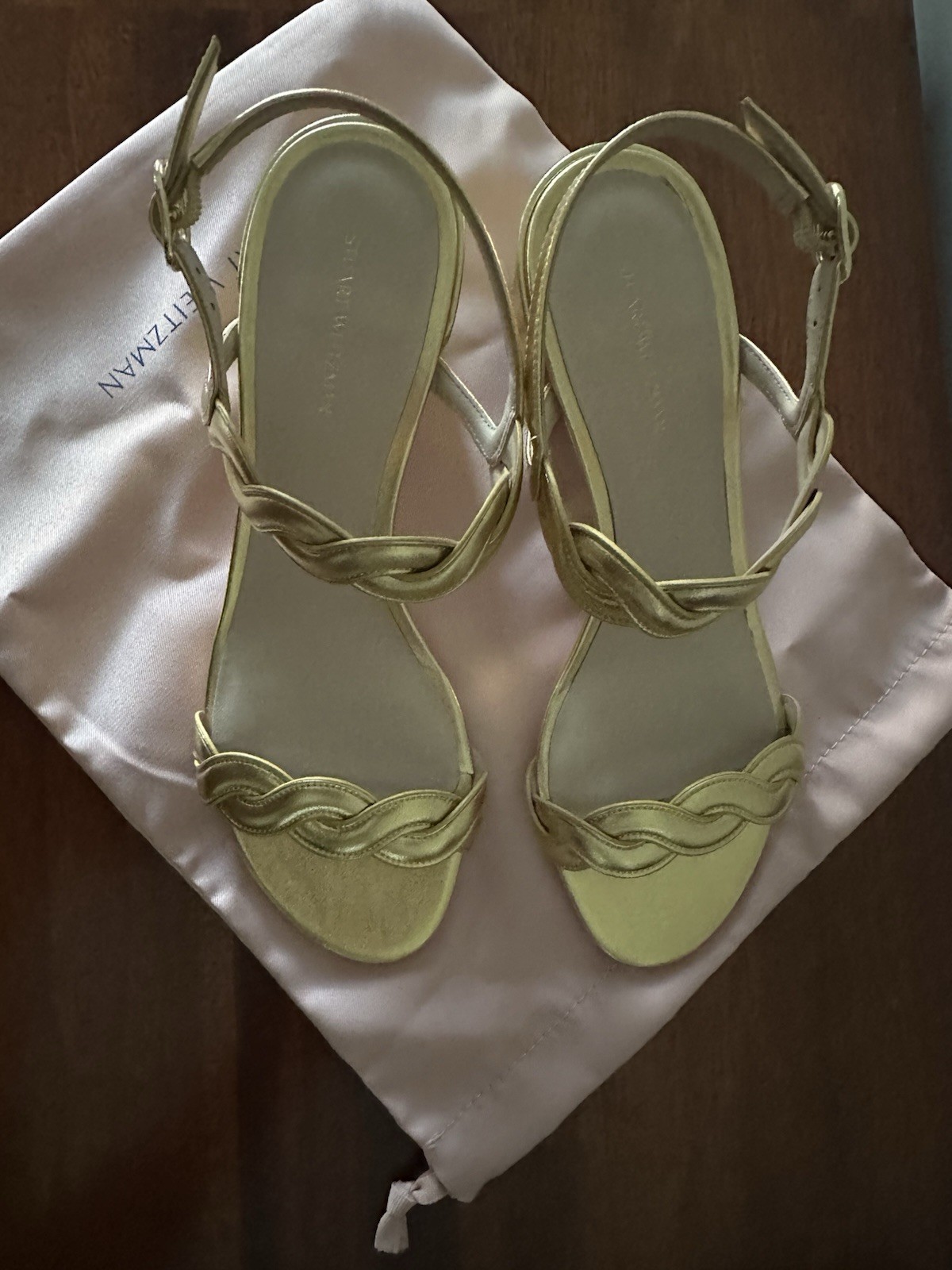 New In Box! Stuart Weitzman Twistie Block Heeled sandals- Gold Size 9.5/40