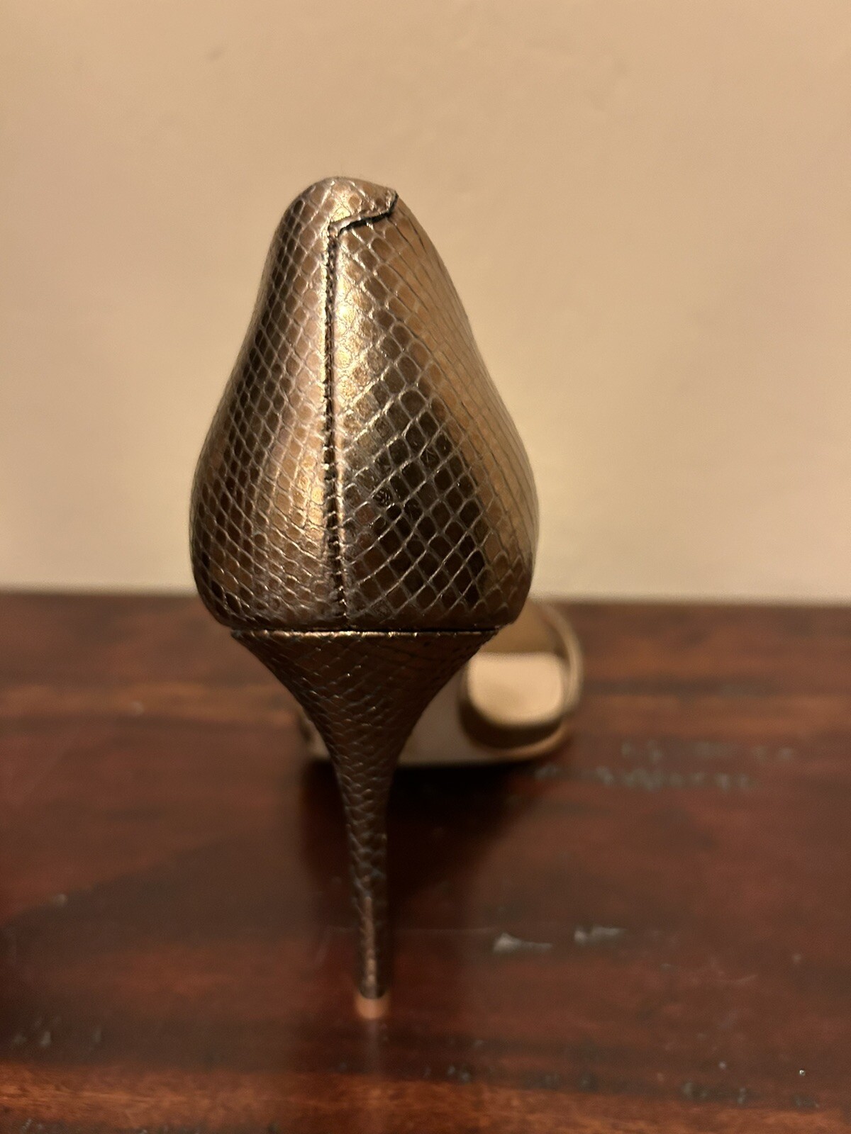 Buffalo London Heels~Metallic Bronze Stiletto Shoes~4.25 heel~Leather~EU 39 US 8