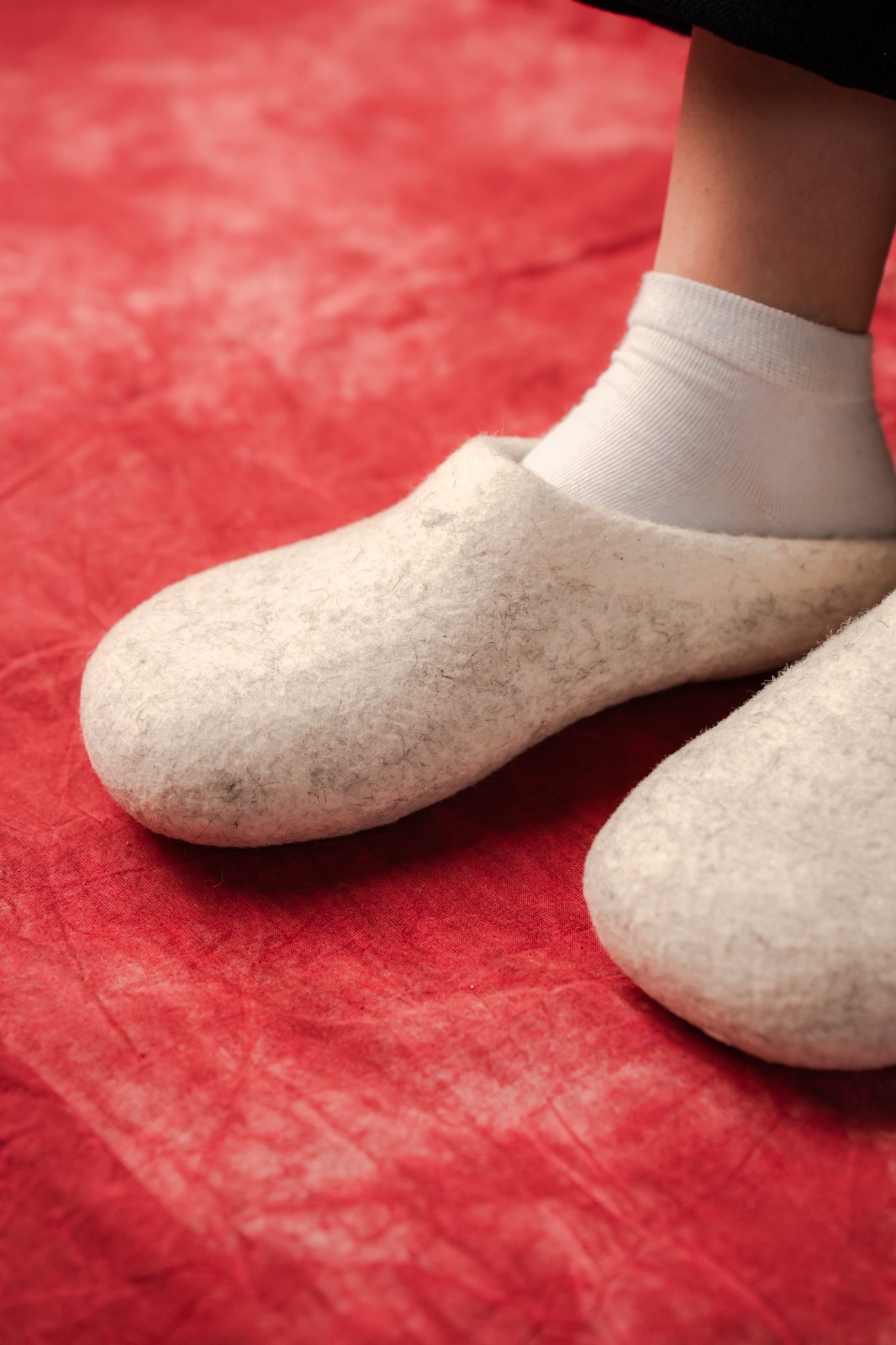 Handmade Eco Merino Wool Slippers Minimalist Off-White Slippers