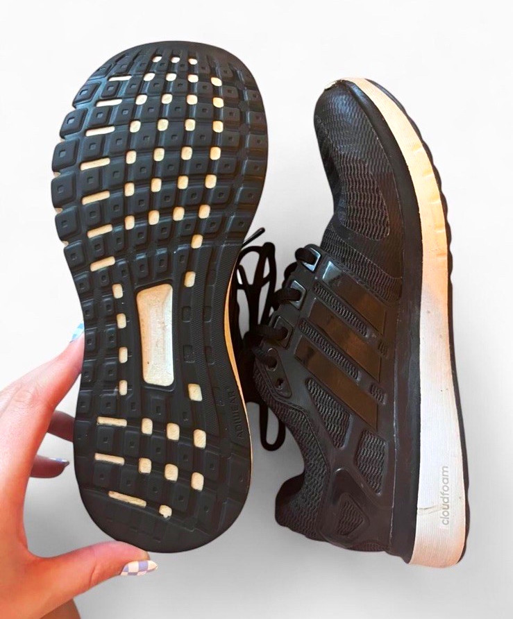 adidas Cloudfoam Men’s Black/White Lace-Up Low Top Sneakers Rubber Outsole