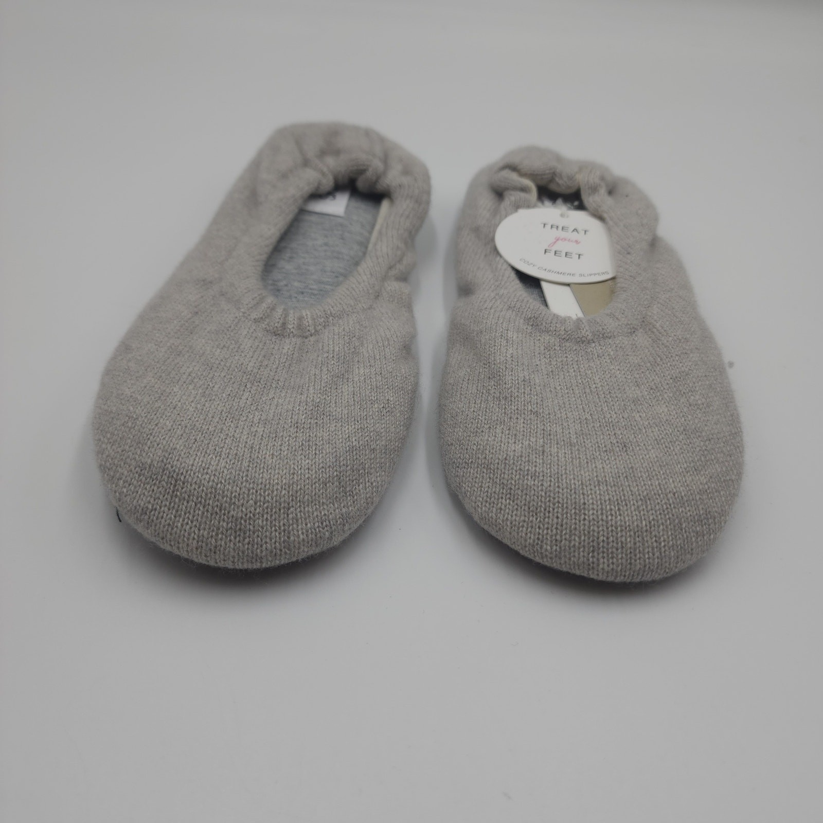 Skin Cashmere Ballet House Flat in Grey Size XS