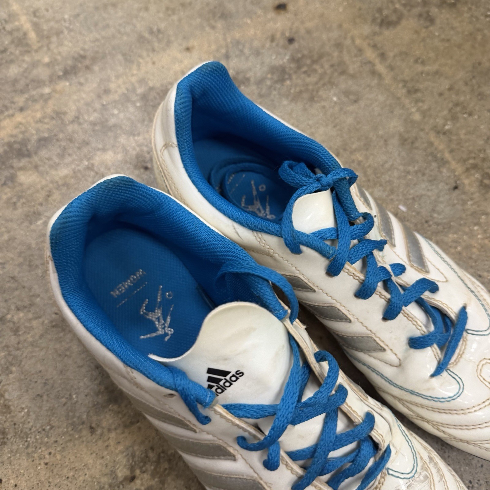 Adidas Womens 9 Soccer Cleats Matteo Nua TRX FG-W White Metallic Silver