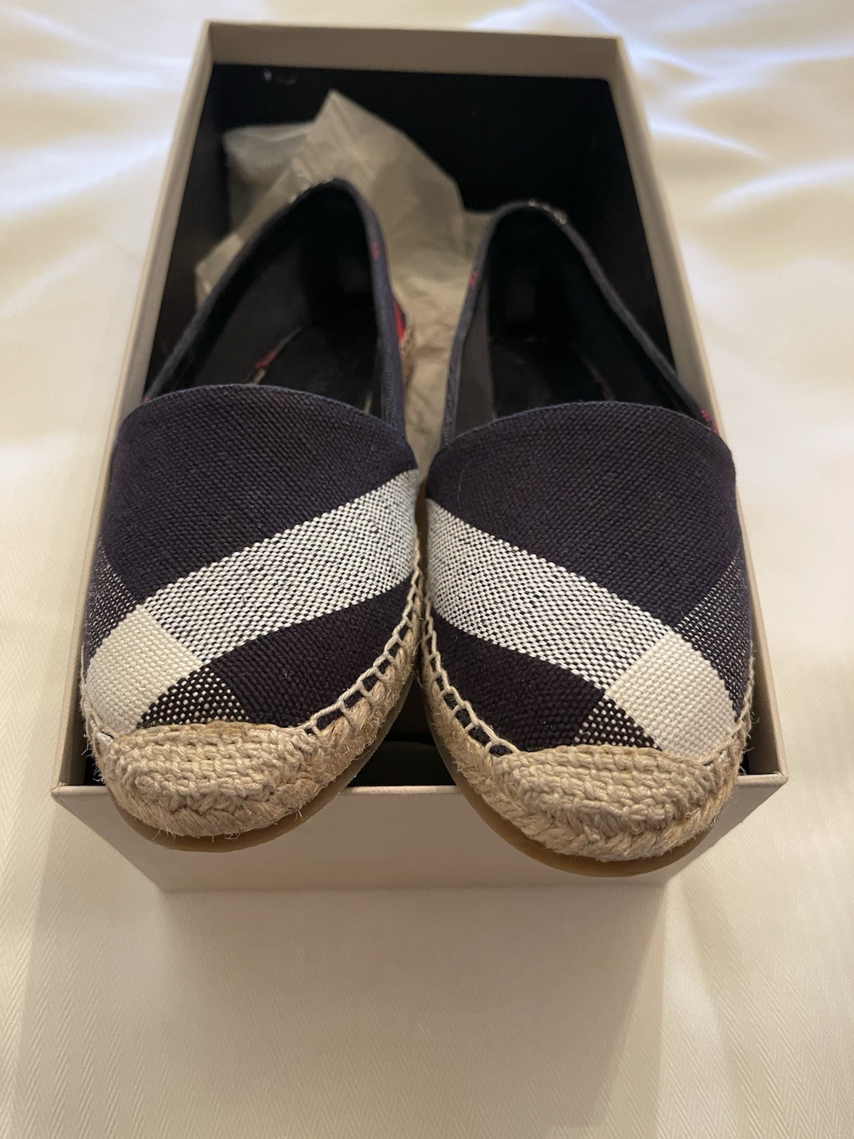 NEW BURBERRY BRIT ESPADRILLES CHECK HODGESON FLAT EUR 38.5 IN BOX SHOE TREE INCL