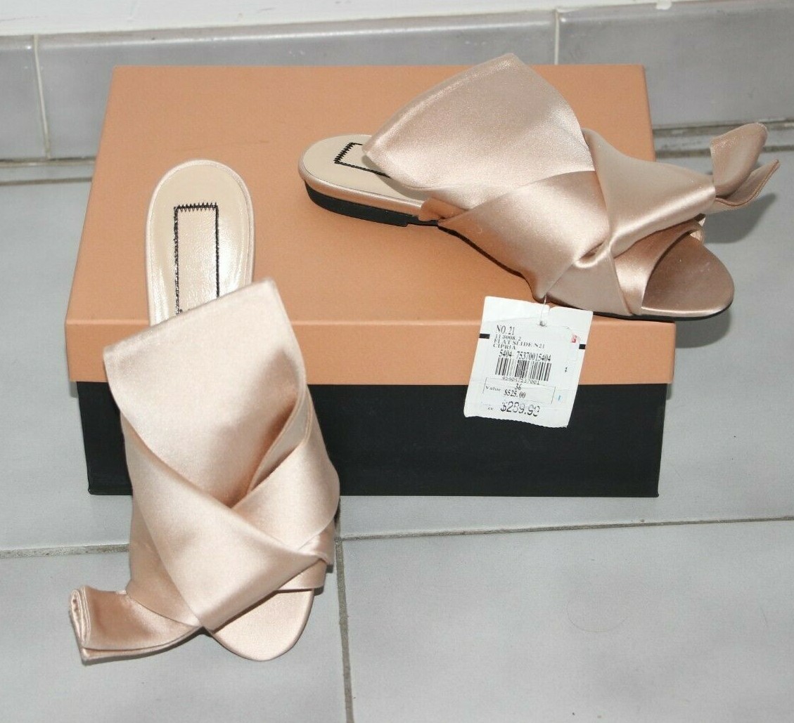 Nº21 cipria satin flat bow mules sz US 6/ IT 36 $525