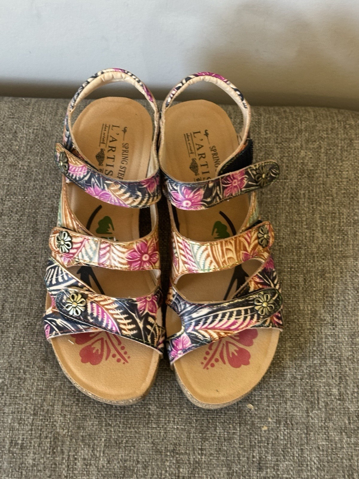 L’Artiste by Spring Step Boyace Women’s Floral Leather Sandals Size 37=6.5 Wedge